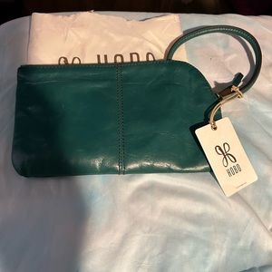 Hobo Sable in gorgeous green color. Great condition